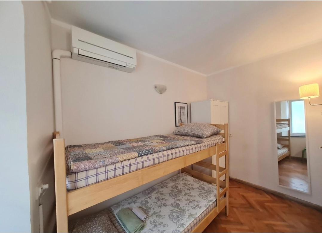 Rooms & Studio Apartments Σίμπενικ Δωμάτιο φωτογραφία